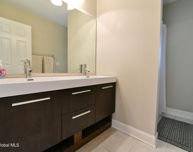 27 Horseshoe Drive - Photo Thumbnail 18