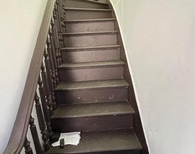 189 Hill Street - Photo Thumbnail 2