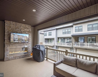 22255 Sims Terrace - Photo Thumbnail 9