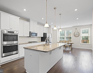 22255 Sims Terrace - Photo Thumbnail 14