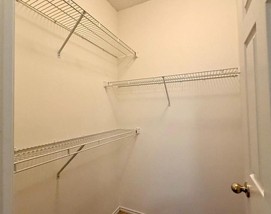 4417 Fair Stone Drive - Photo Thumbnail 14