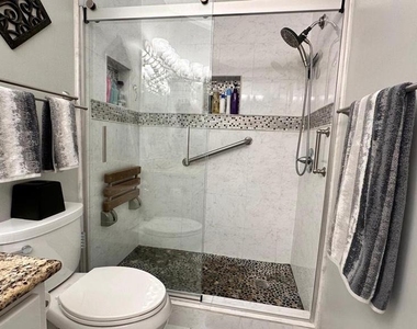 4417 Fair Stone Drive - Photo Thumbnail 9