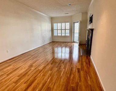 4417 Fair Stone Drive - Photo Thumbnail 4