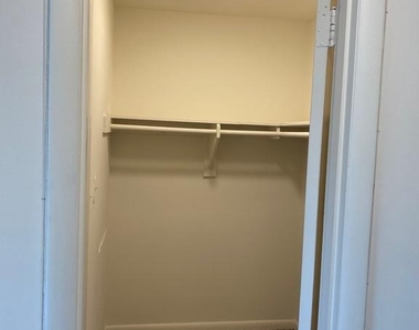 3515 Washington Boulevard N - Photo Thumbnail 5