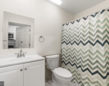 7040 Oxford Avenue - Photo Thumbnail 54