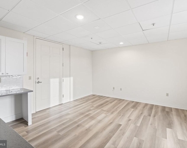 7040 Oxford Avenue - Photo Thumbnail 47