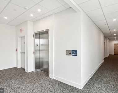 1622 Point Breeze Avenue - Photo Thumbnail 18