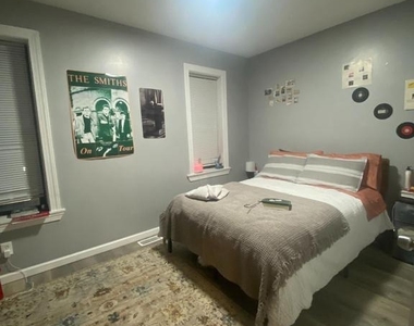 1717 Fontain Street - Photo Thumbnail 12