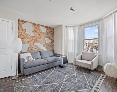 306 E Front Street - Photo Thumbnail 2