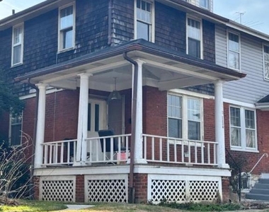 1136 Stirling Street - Photo Thumbnail 1