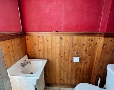 1136 Stirling Street - Photo Thumbnail 5