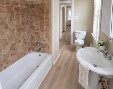 317 E Broad Street - Photo Thumbnail 4