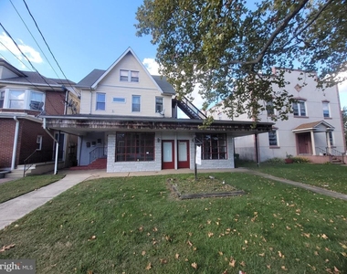 317 E Broad Street - Photo Thumbnail 13