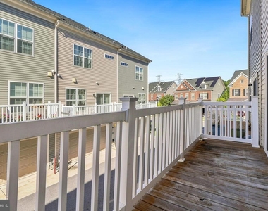 12909 Brickyard Boulevard - Photo Thumbnail 14