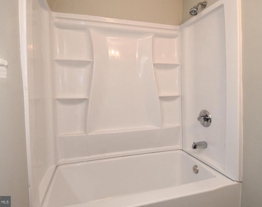 8208 Bellefonte Lane - Photo Thumbnail 14