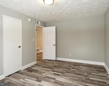8208 Bellefonte Lane - Photo Thumbnail 11