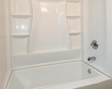 8208 Bellefonte Lane - Photo Thumbnail 15