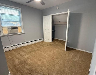 3914 Maine Avenue - Photo Thumbnail 2