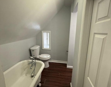 3914 Maine Avenue - Photo Thumbnail 6