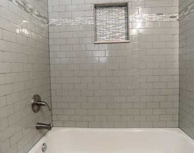 2022 4th Street Ne - Photo Thumbnail 11