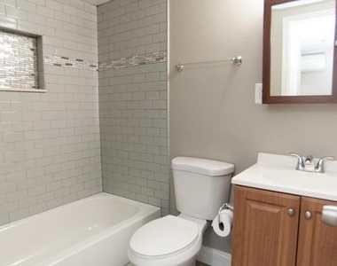 2022 4th Street Ne - Photo Thumbnail 9