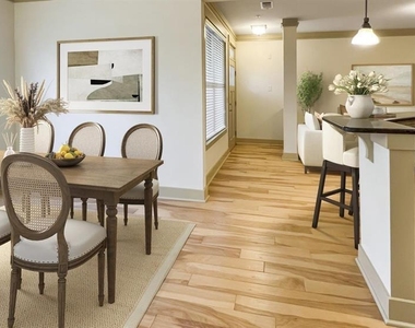 300 Cosgrove Avenue - Photo Thumbnail 21