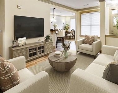300 Cosgrove Avenue - Photo Thumbnail 18