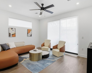 1208 W Oltorf St - Photo Thumbnail 8