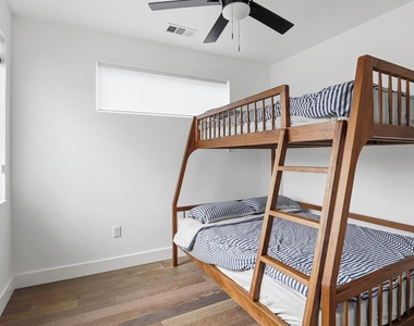 1208 W Oltorf St - Photo Thumbnail 13