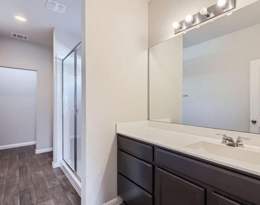 324 Sandhill Piper St - Photo Thumbnail 17