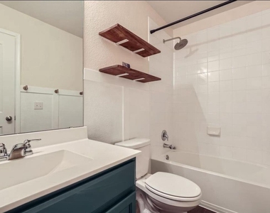 324 Sandhill Piper St - Photo Thumbnail 9