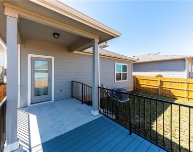 8304 Mimi Ln - Photo Thumbnail 20