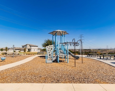 8304 Mimi Ln - Photo Thumbnail 28