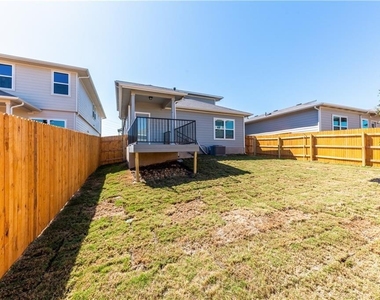 8304 Mimi Ln - Photo Thumbnail 19