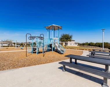 8304 Mimi Ln - Photo Thumbnail 29