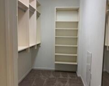 115 Tidecrest Parkway - Photo Thumbnail 17