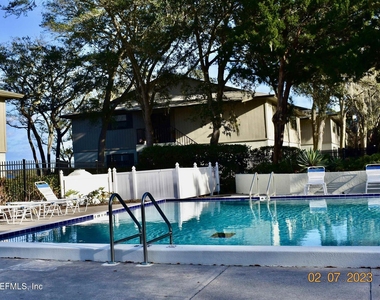 15 Cartagena Court - Photo Thumbnail 7