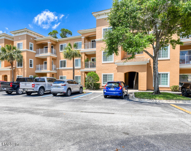 605 Fairway Drive - Photo Thumbnail 1