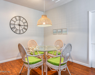 605 Fairway Drive - Photo Thumbnail 8