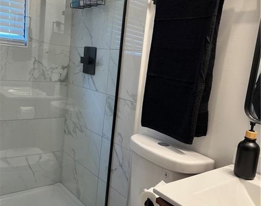 1474 Beecher Street Sw - Photo Thumbnail 17