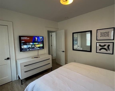 1474 Beecher Street Sw - Photo Thumbnail 11