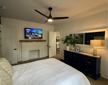 1474 Beecher Street Sw - Photo Thumbnail 8