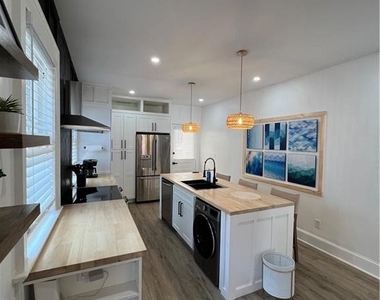 1474 Beecher Street Sw - Photo Thumbnail 4