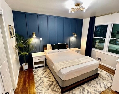 695 Kennesaw Drive Se - Photo Thumbnail 14