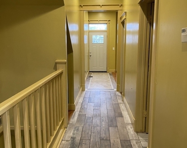 3341 W Walnut Street - Photo Thumbnail 3