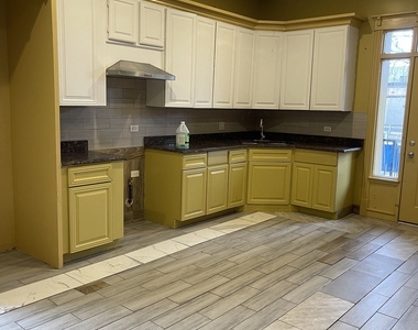 3341 W Walnut Street - Photo Thumbnail 2