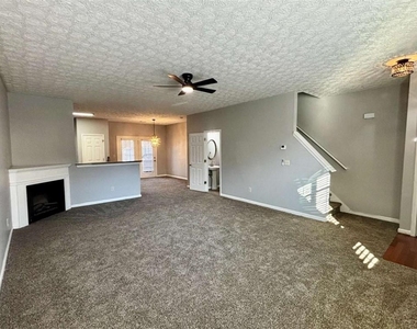 4249 High Park Lane - Photo Thumbnail 3