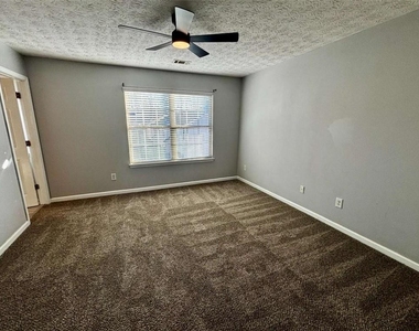 4249 High Park Lane - Photo Thumbnail 12