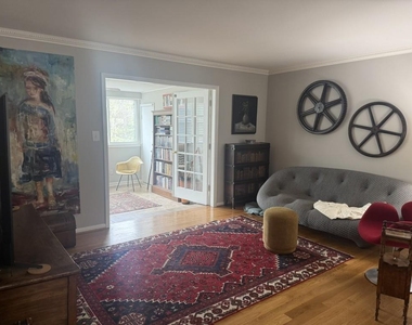 54 La Rue Place Nw - Photo Thumbnail 5
