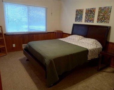 1224 Poplar Grove Drive Ne - Photo Thumbnail 18